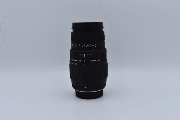 Sigma Objectif 70-300 mm F4-5,6 DG Macro